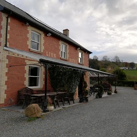 Lion Hotel Llanbister Extérieur photo