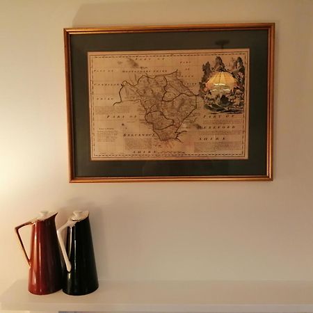Lion Hotel Llanbister Chambre photo