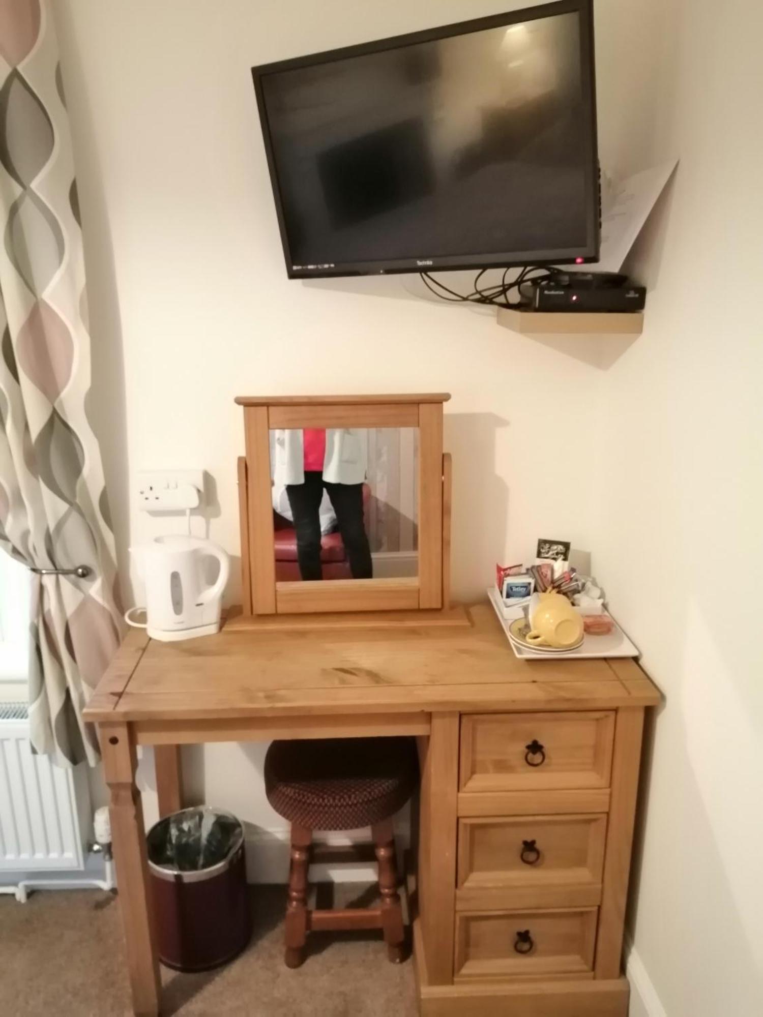 Lion Hotel Llanbister Chambre photo